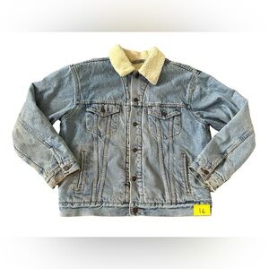Levi's Light Blue Denim Jacket with Cream Sherpa